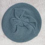 ברט סרוג אפור