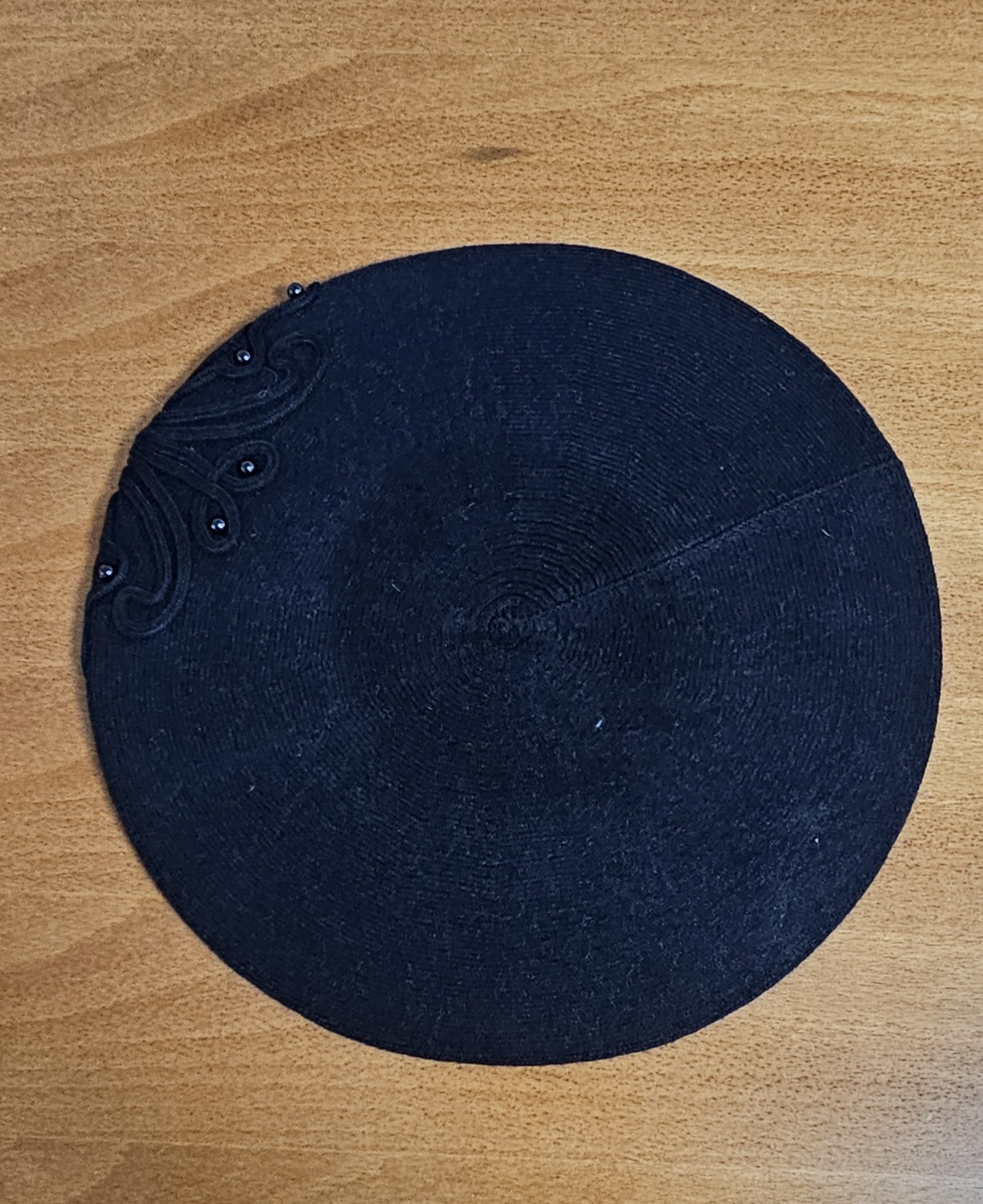 20251027_010746 ברט דגם אדל - שחור – תמונה 1