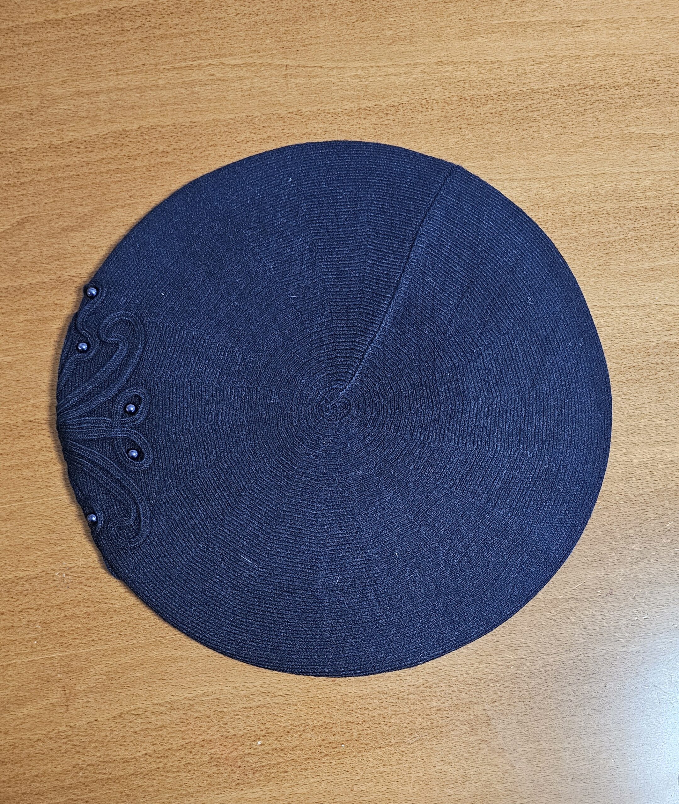 20251027_010826 ברט דגם אדל - כחול כהה – תמונה 1