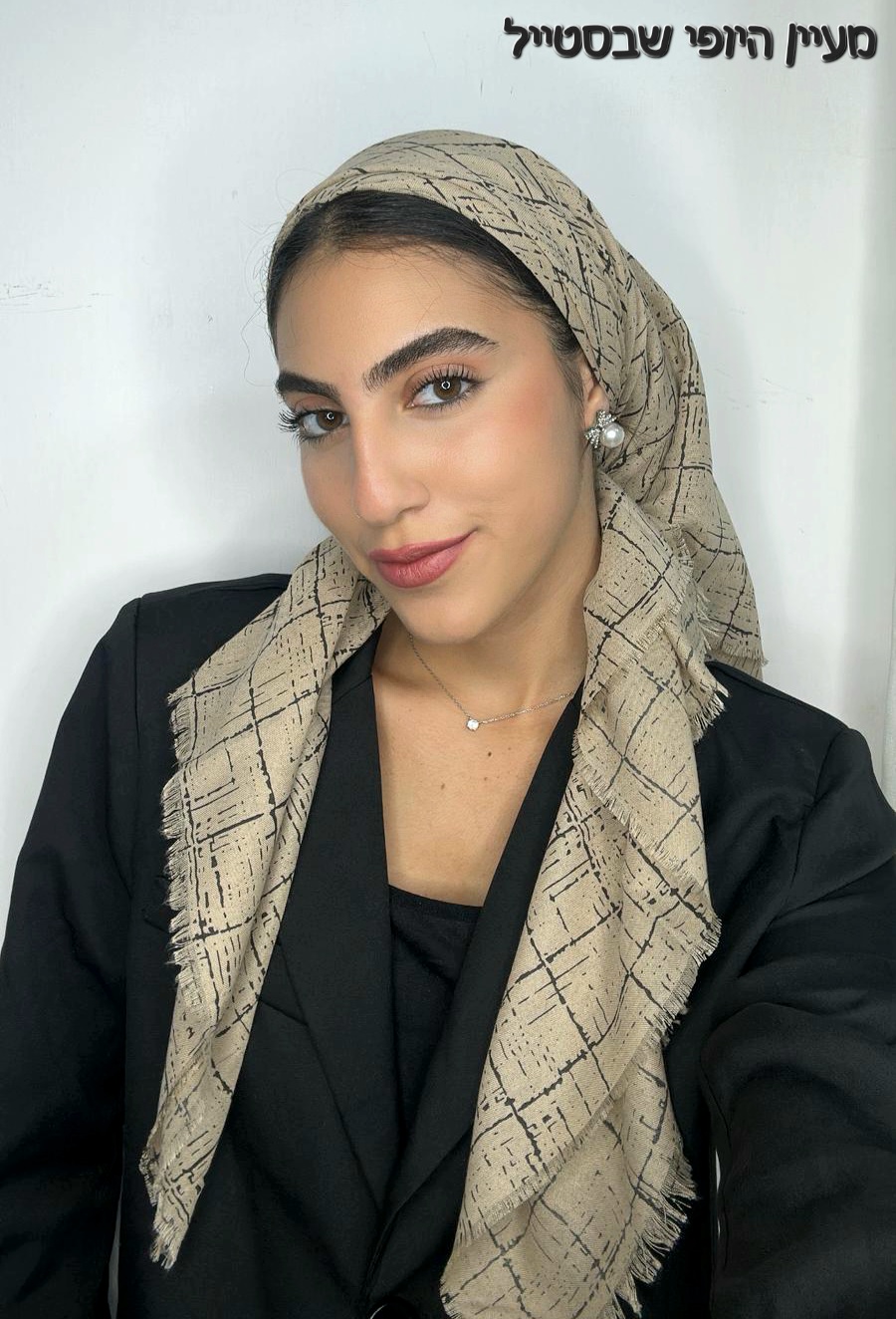 IMG-20251030-WA0370 מרובע דגם רוזי - בז' – תמונה 1