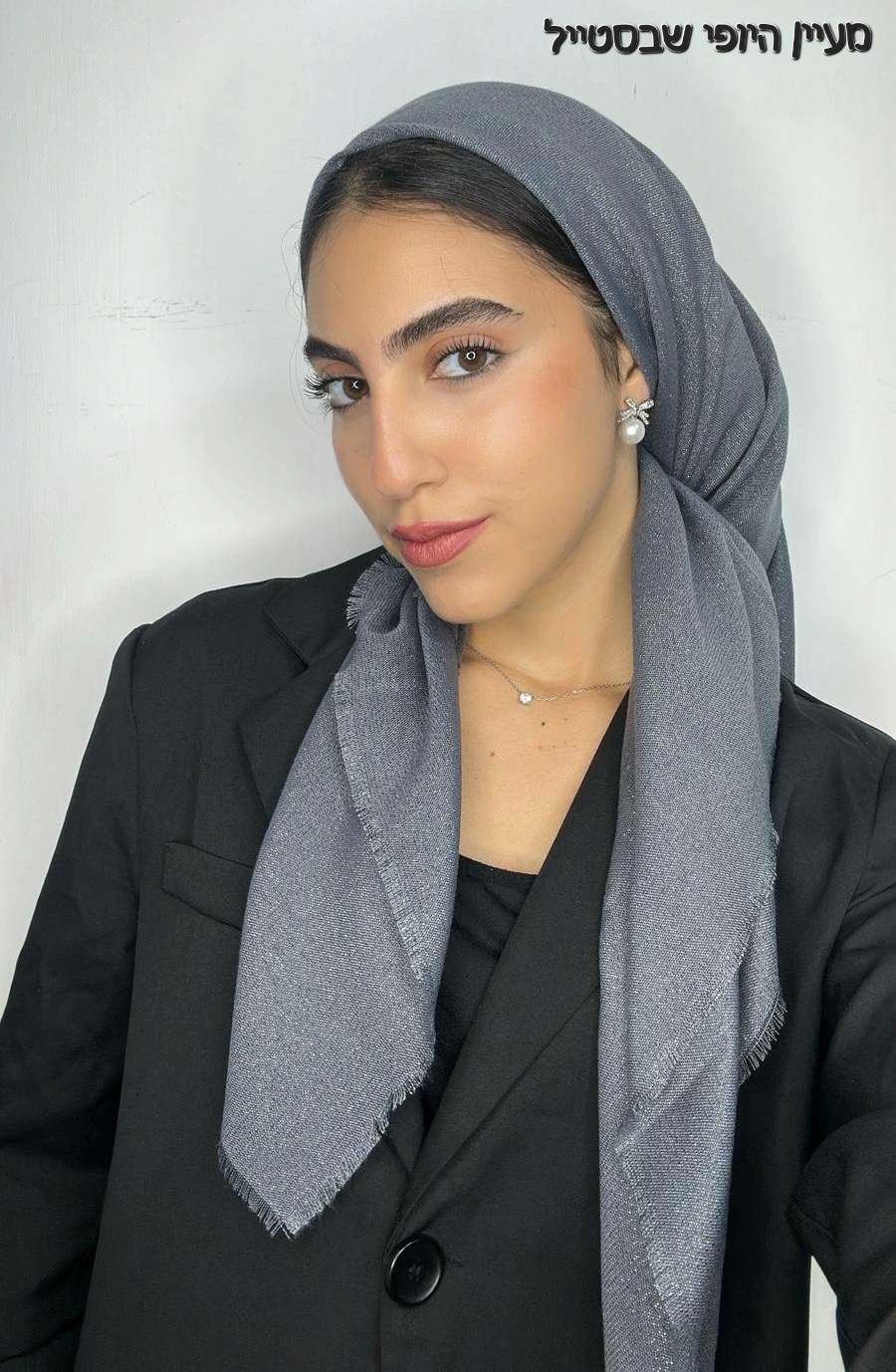 IMG-20251030-WA0408 מרובע דגם נצנץ - אפור – תמונה 1