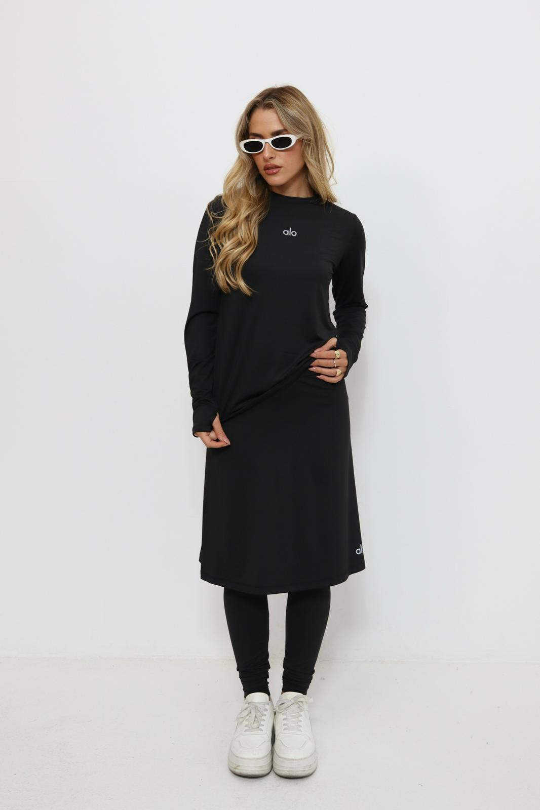 IMG-20251113-WA0198 חליפת ספורט יד כפפה - alo – תמונה 1