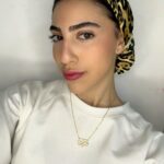מרובע משי מנומר - פס ירוק