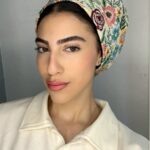 כובע דגם פרחוני  - שמנת