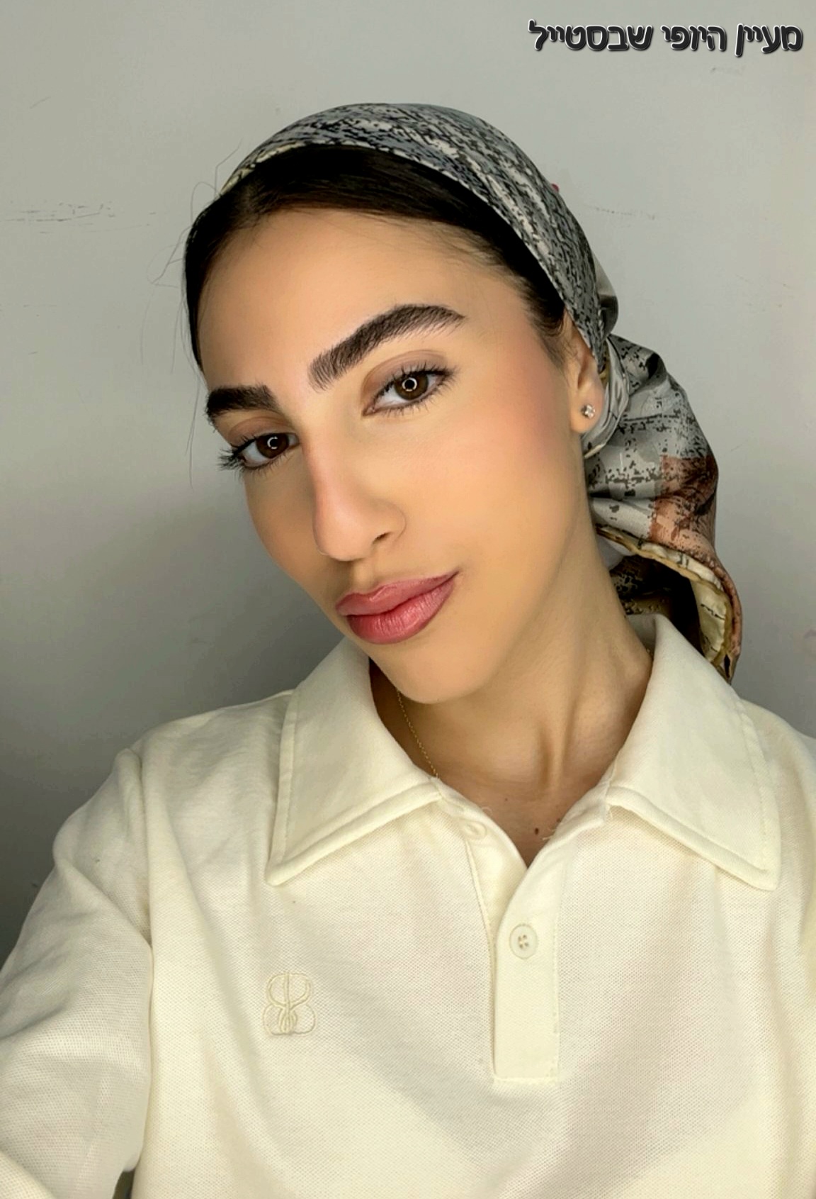 IMG-20260520-WA0255 מרובע משי לין - פס חום בהיר – תמונה 1